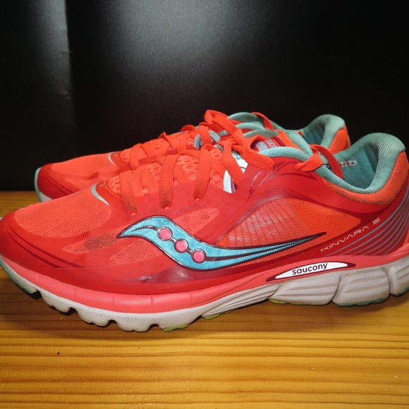 Shoes - Saucony Kinvara S  Running Shoes Size 10